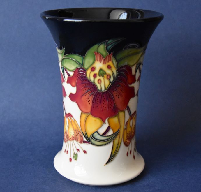 Moorcroft Pottery 158/6 Anna Lily Nicola Slaney An Open Edition