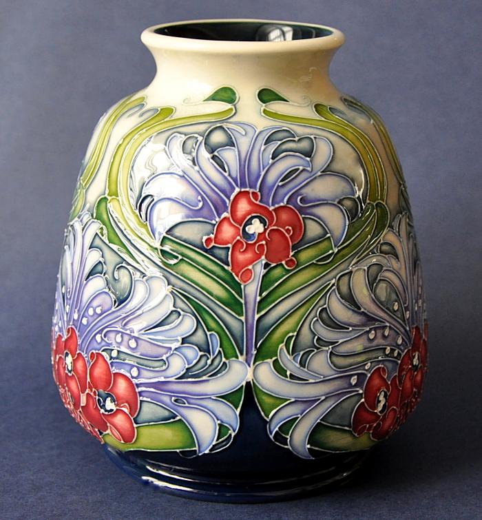  Moorcroft Pottery Florian Lilac 198/5 Rachel Bishop