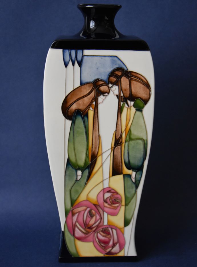 Moorcroft Pottery 39/12 Let Glasgow Flourish Vicky Lovatt A Numbered Edition