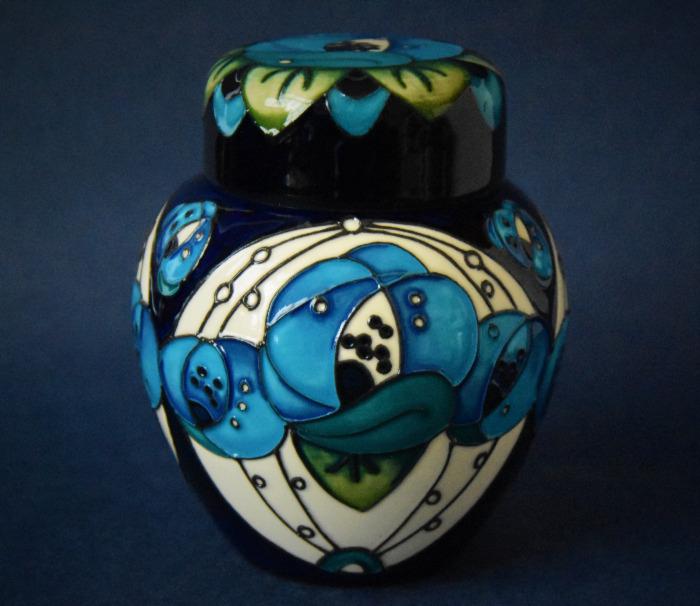 Moorcroft Pottery 769/4 Rennie Rose Blue Rachel Bishop An Open Edition