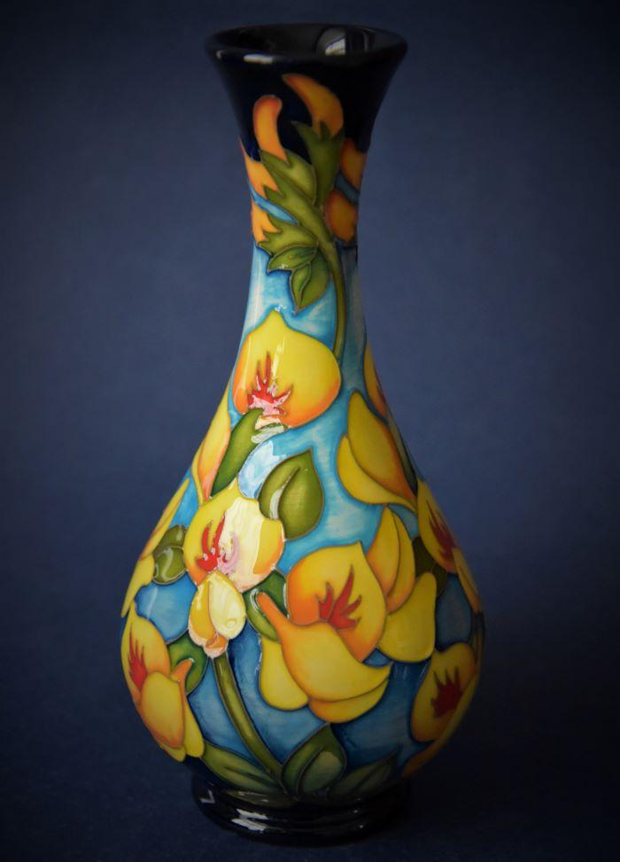Moorcroft Pottery 80/6 Birds Foot Trefoil Kerry Goodwin A Numbered Edition