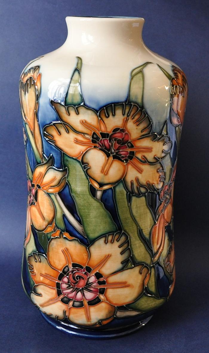 Moorcroft Pottery 98/11 Spiraxia  Emma bossons