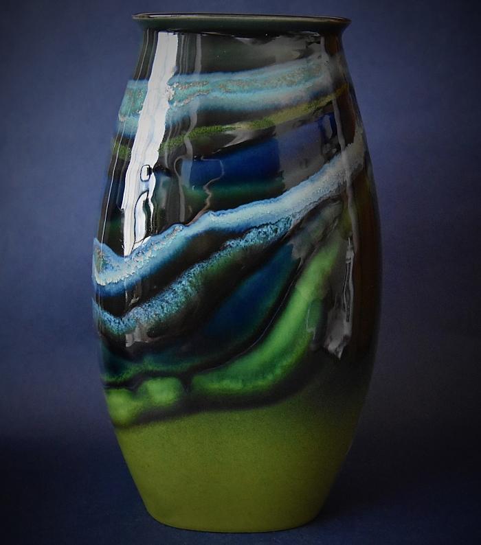 Poole Pottery Maya 26cm Manhattan Vase