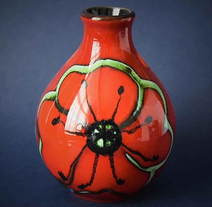 Poole Pottery Poppy Field Manhattan 26cm Vase